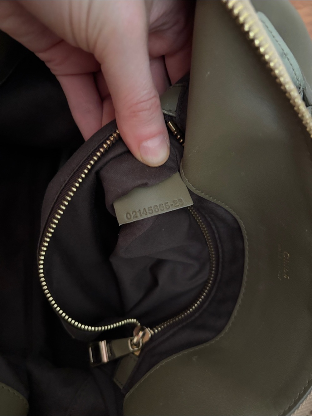 Chloe Bayleigh Leather Top-Handle Shoulder Bag with Gold Hardware - Picture 13 of 16